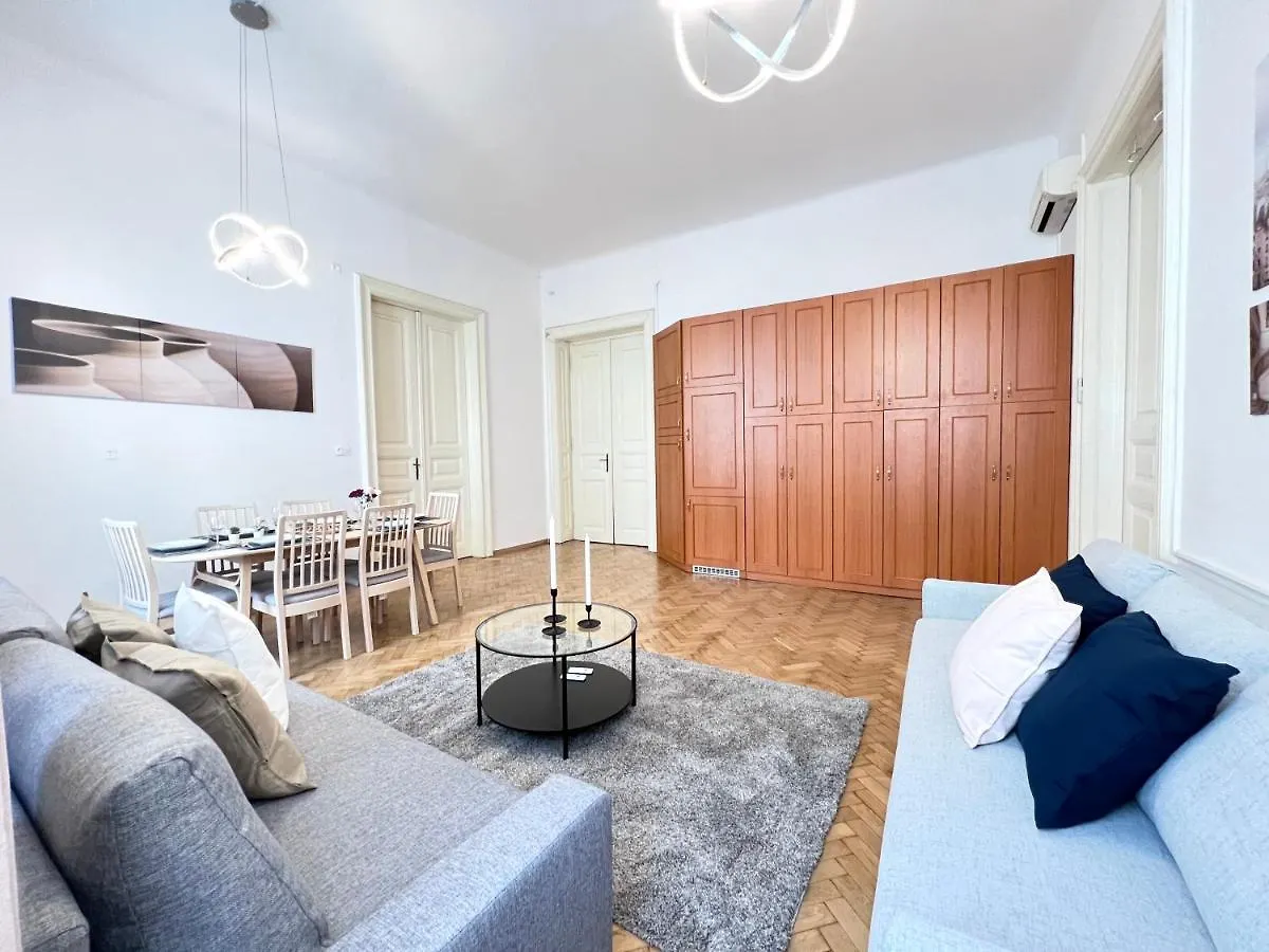 Ferenc Apartment 布达佩斯